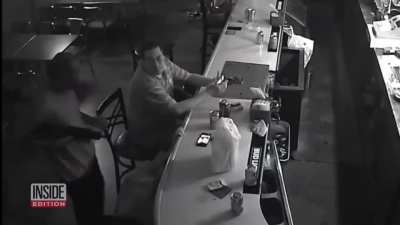 &lsquo;World&rsquo;s Chillest Man&rsquo; Asked Robbery Suspect for a Beer