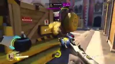 I don&rsquo;t expect much in bronze but I never expected someone to try to solo ult a D.VA bomb