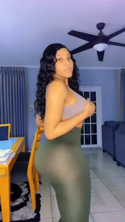👀