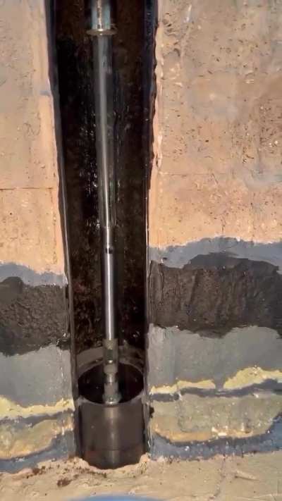 How oil is extracted from the Earth