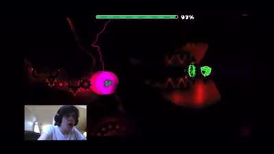 Npesta&rsquo;s reaction to beating the extreme demon Kenos in Geometry Dash