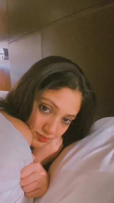 veena nandakumar 🤤😍 inviting tease