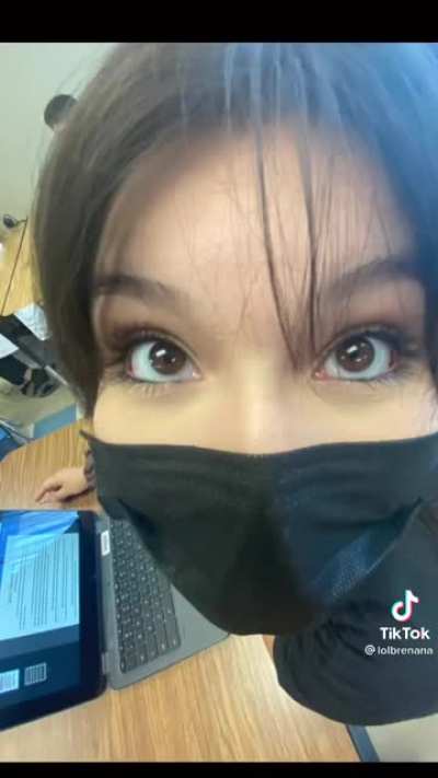Mhm those eyes