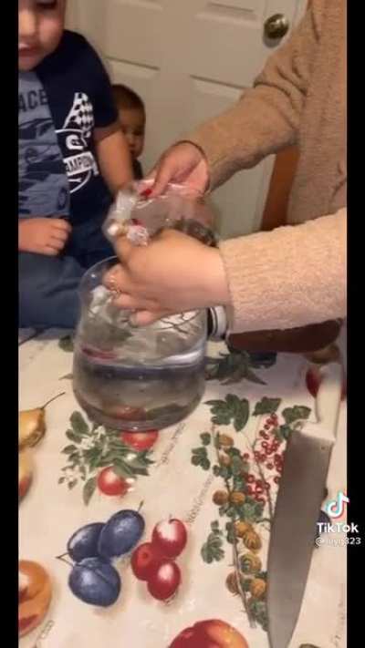 Tik Tok again