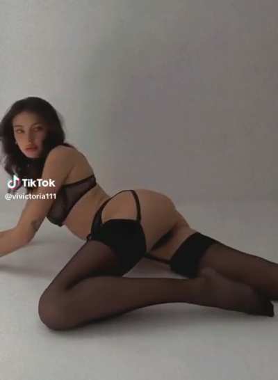 👀👀