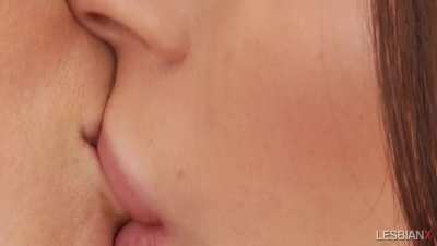 [/r/Brunette_Vixens] Two GOATS Tongue Tied