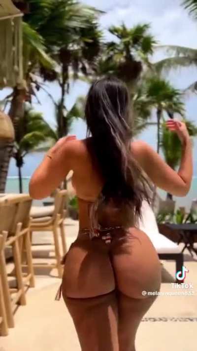 @melaninqueen833