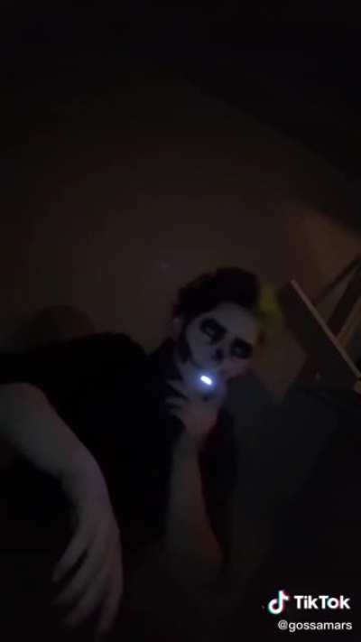 the e-cig makes it