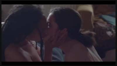 'Conversations with Friends S1E12 (2022) Sasha Lane &amp;amp; Alison Oliver