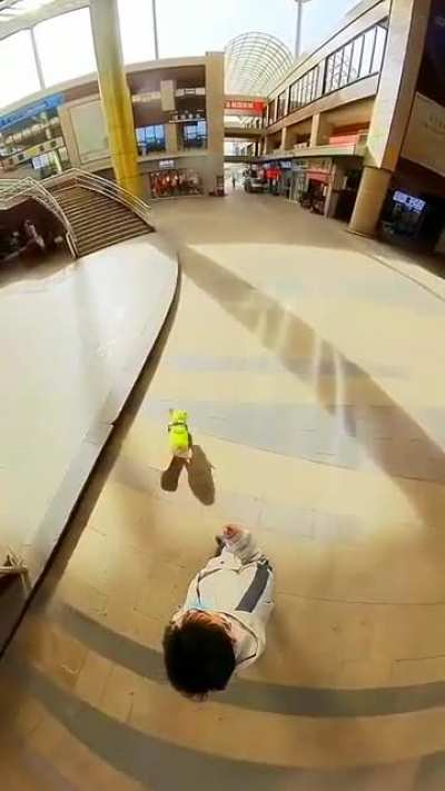 I can&rsquo;t even stand on a skateboard