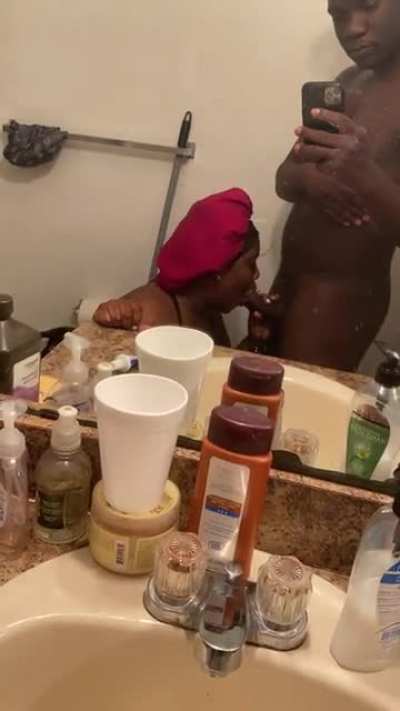 Her name is Asya mane and she loves eating dick🤣