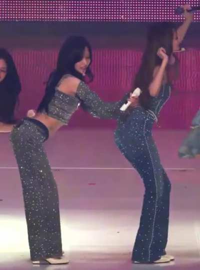 Mina and Tzuyu