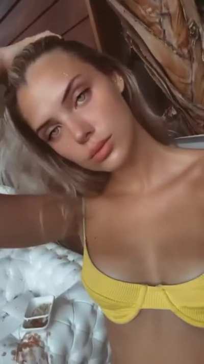 Alissa Violet