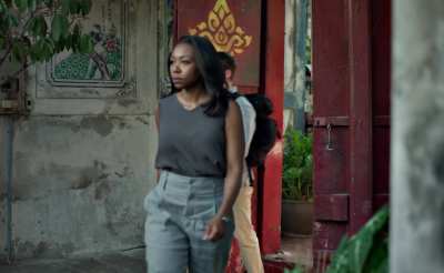 Birthday Stunner: Amanda Warren in The Night Agent [S2E2-2025]