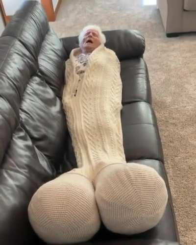 Grandma&rsquo;s new blankey