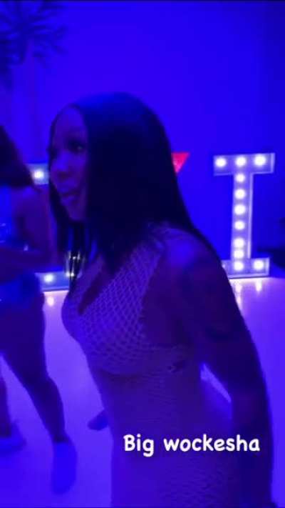 6&bull;20&bull;21 Story Collection: Nicki&rsquo;s Party.