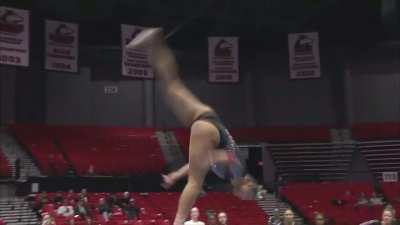 Mia Oh: Illinois State University gymnastics 🤍❤️🖤🤸&zwj;♀️