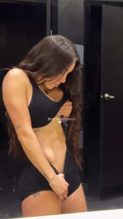 😋