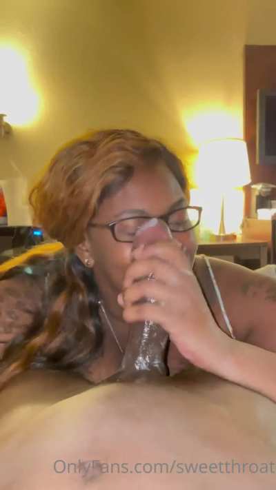 She loves getting GLAZED 💦💦💦