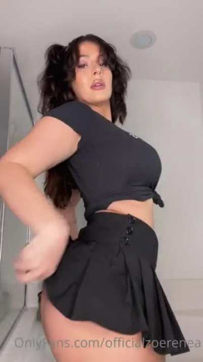 Just imagine your face in that ass!