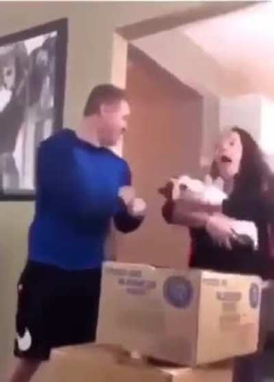I&rsquo;ve watched this non stop for the last 10 minutes. Thought it belonged here.