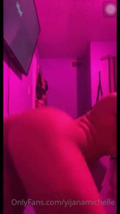🍑🤤