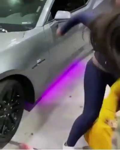 The girl in the pink did no hair pulling