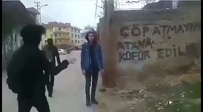 &Ccedil;&ouml;p Atmayın Atana K&uuml;f&uuml;r Edilir