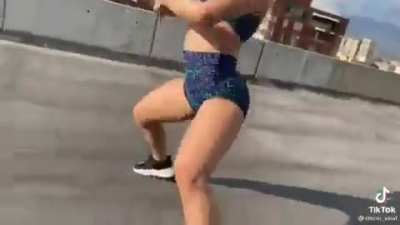 Home girl Killin&rsquo; it