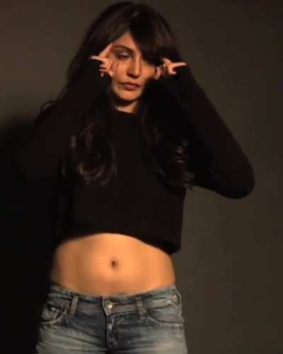 Anushka Sharma Navel 💋💋💋