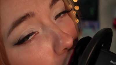 Up Close Licks
