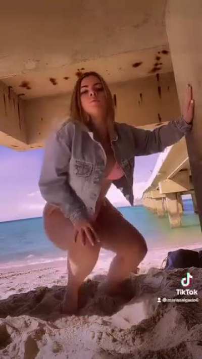 🤤