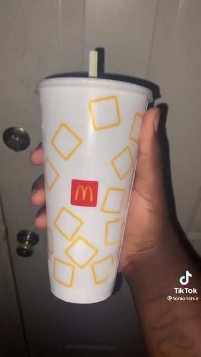 McDonald&rsquo;s sprite (sound on)
