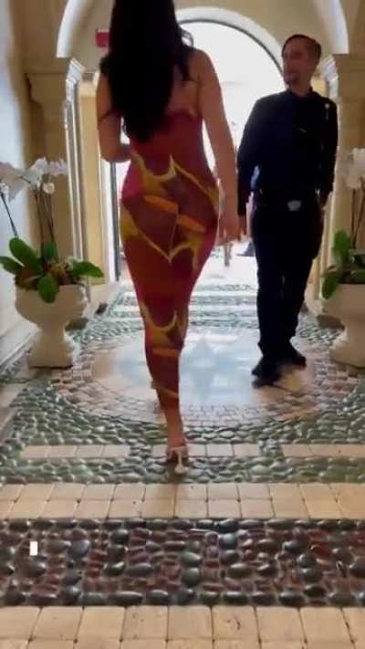 See thru dress, oh gosh!
