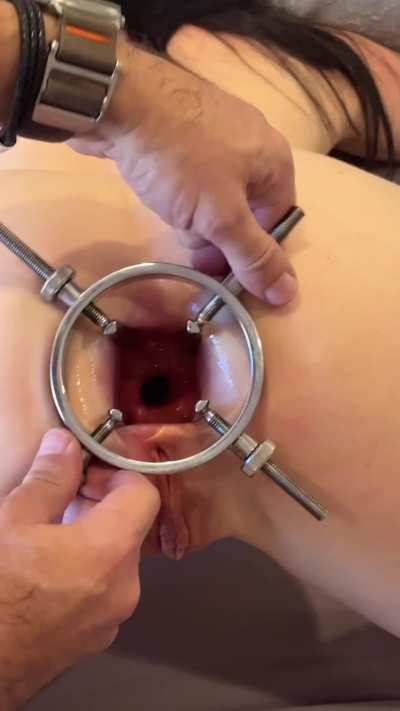 That's a hell of a gape