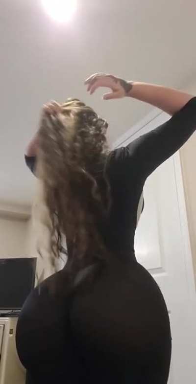 Huge booty