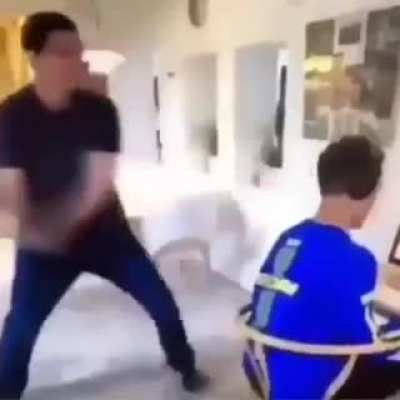 fORkNifE