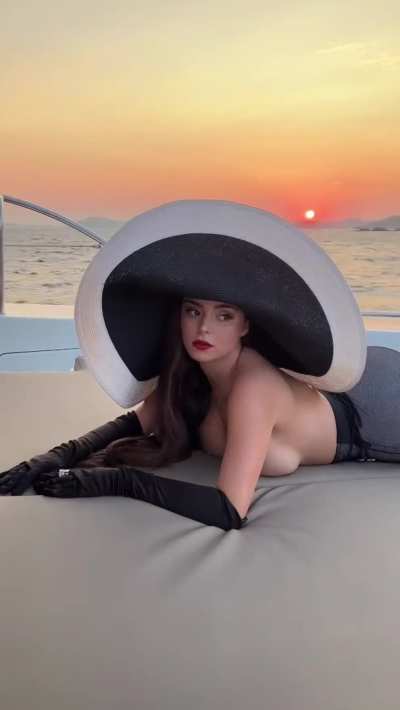 Demi Rose