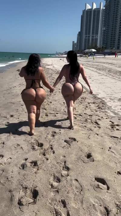 🏖️