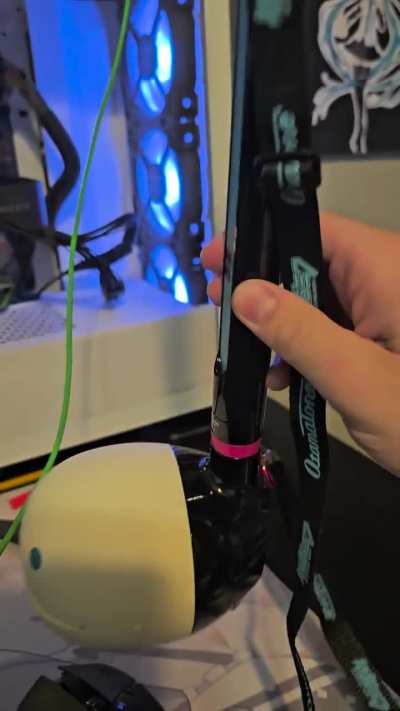 Otamatone making noise after being plugged in.