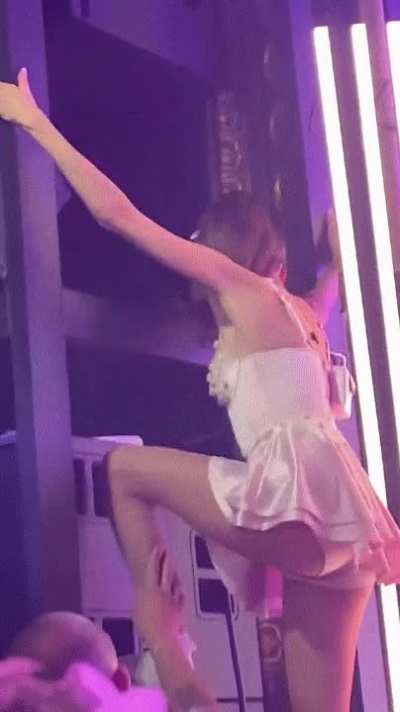 Amazing peek..