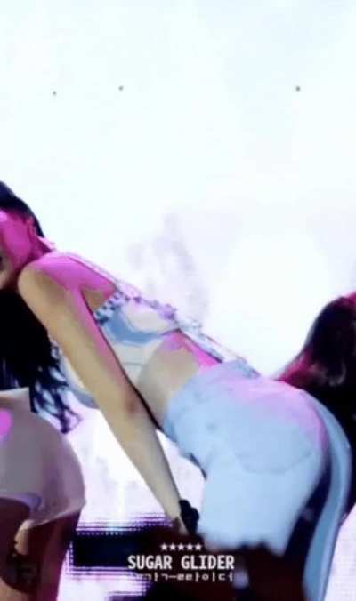 TZUYU sexy ass🍑