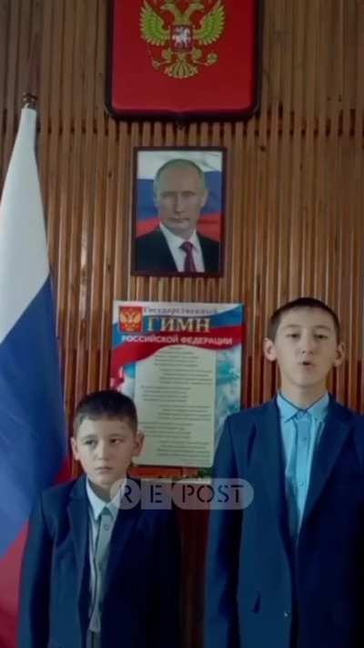 Как детей в&nbsp;школах и&nbsp;детских садах России учат любить Владимира Путина