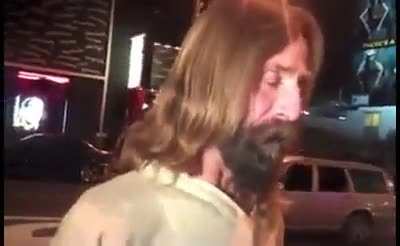 Snoop Dogg meets Jesus