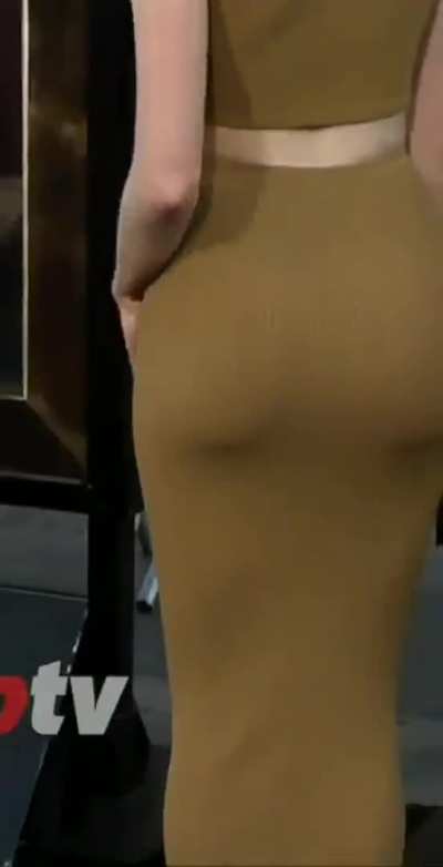 Madelaine Petsch is always happy to oblige when asked to show off her thick ass.
