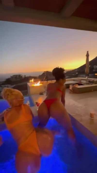 Hot tub