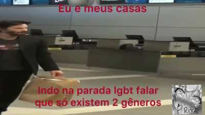 Helicóptero de combate e botijão cromado