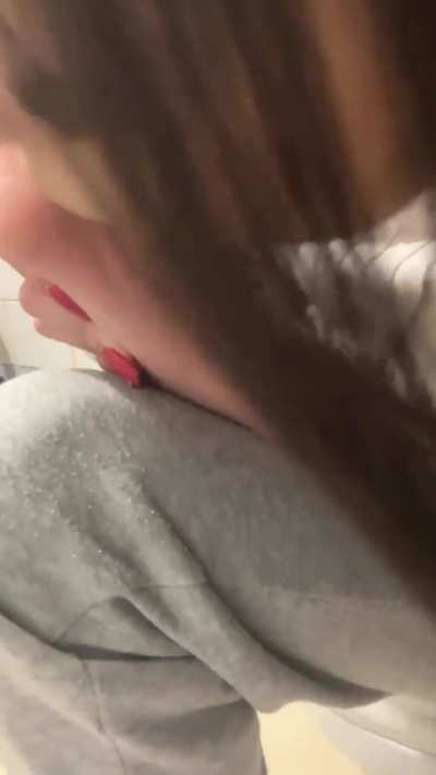 👅😄