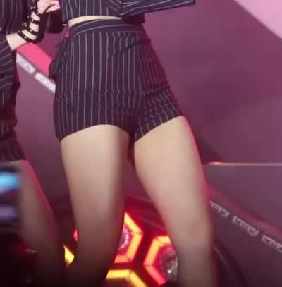 Tzuyu :)