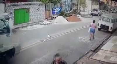 Тротуар для пешеходов!